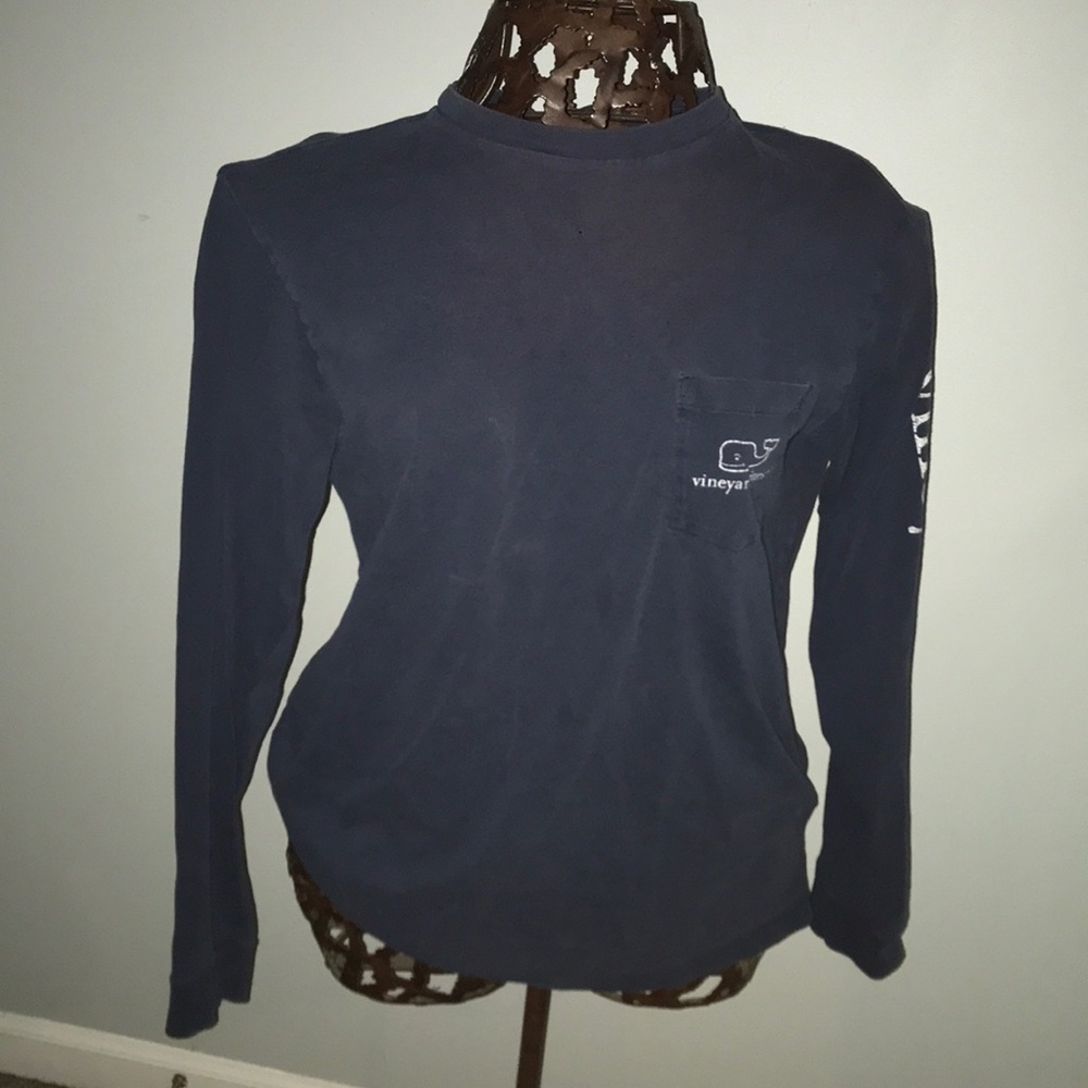 Navy blue vineyard vines long sleeve shirt